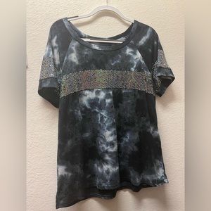 Heimish USA boutique women’s shirt